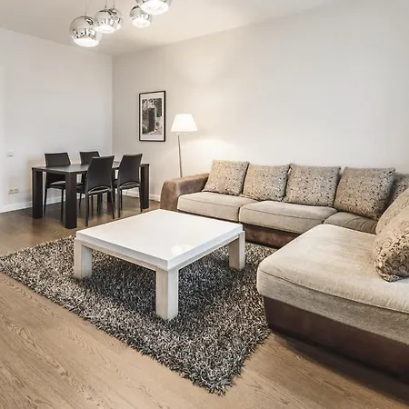 Lux - Skolas Aparthotel 4*