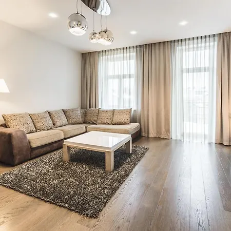 Aparthotel Lux - Skolas Riga