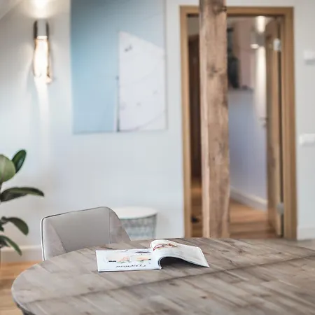Aparthotel Lux - Skolas Riga
