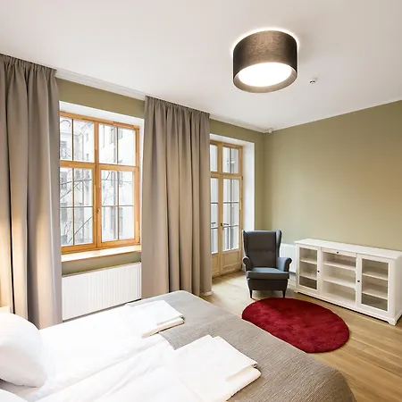 Lux - Skolas Aparthotel Riga