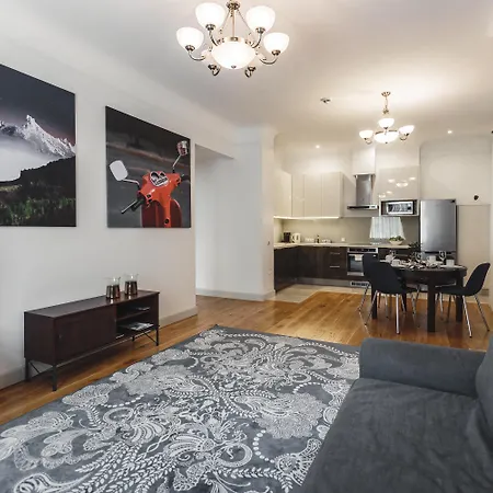 Aparthotel Lux - Skolas 4*